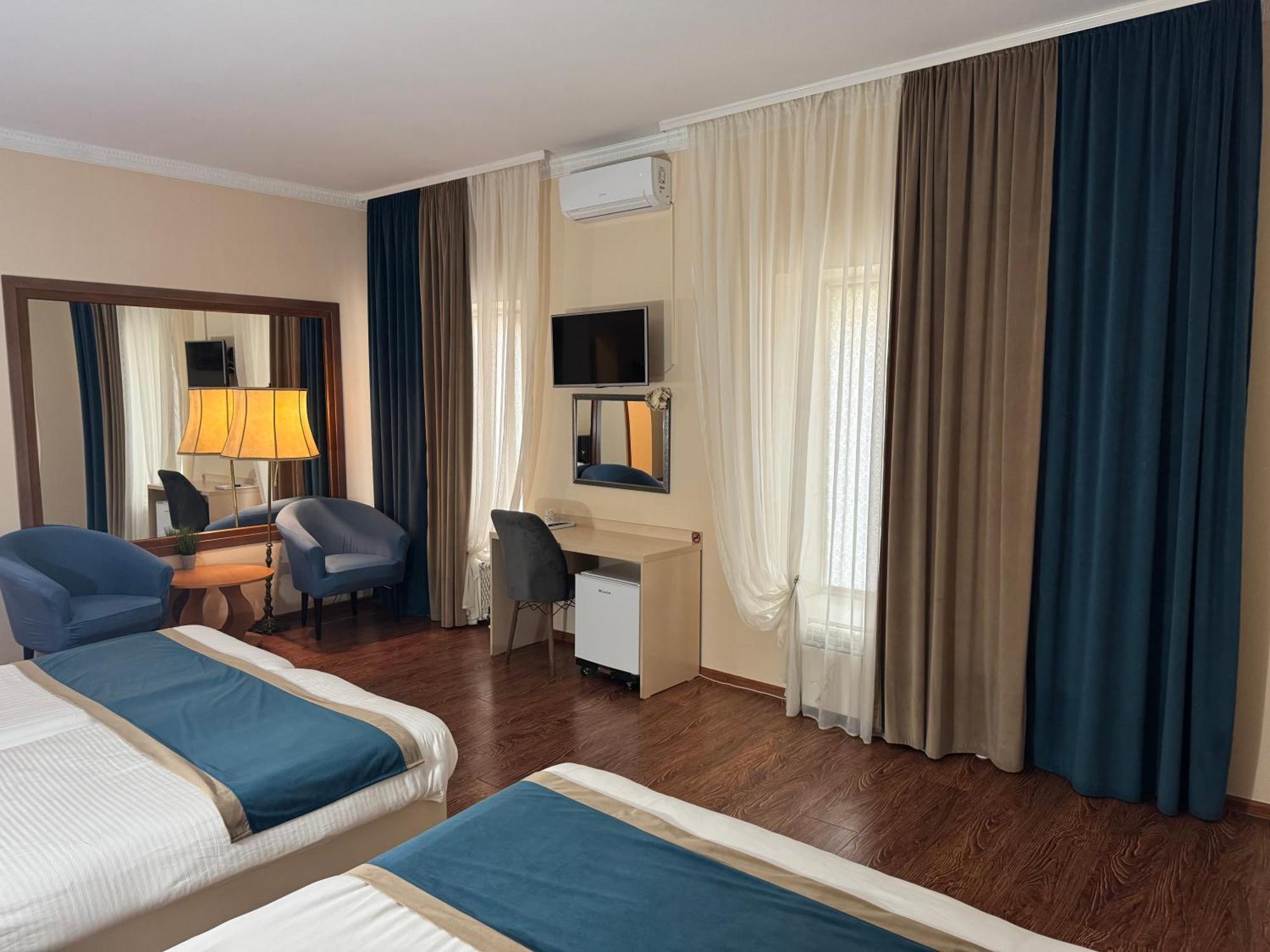 Hotel-Vila Europa1928 Сорока Екстериор снимка